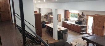 7BR Central Winter Park Home / Views & Free Bus Route