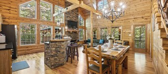 Cozy Cabin Near Helen + Hot Tub + Fire Pit + Game Room + More
