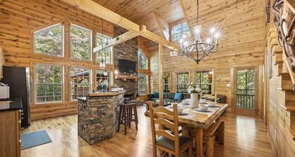 Cozy Cabin Near Helen + Hot Tub + Fire Pit + Game Room + More