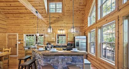 Cozy Cabin Near Helen + Hot Tub + Fire Pit + Game Room + More