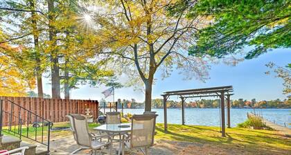 Relaxing Taylor Lake Retreat directly on the Chain of Lakes