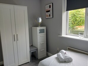 2 Schlafzimmer, Bügeleisen/Bügelbrett, WLAN, Bettwäsche