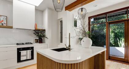 Luna Residence close to Sydney Harbor