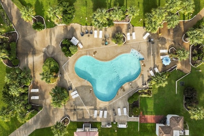 Your Perfect Beach Getaway at Villas of Ocean Club in Biloxi, MS!