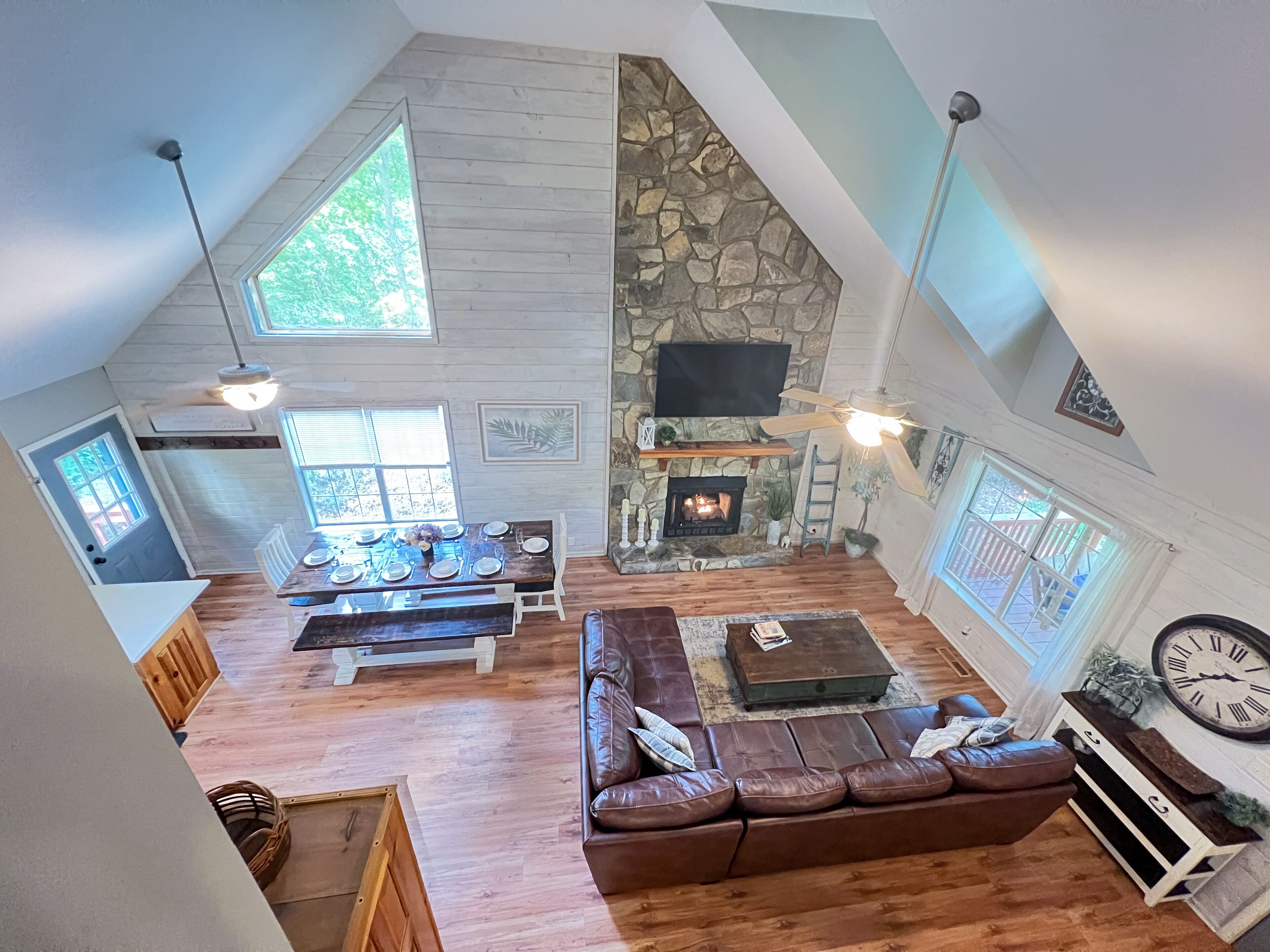 Smart TV, fireplace, video games, books