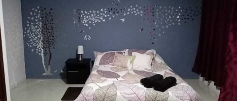 2 chambres, bureau, fer et planche Ă repasser, accĂšs au Wi-Fi (inclus)