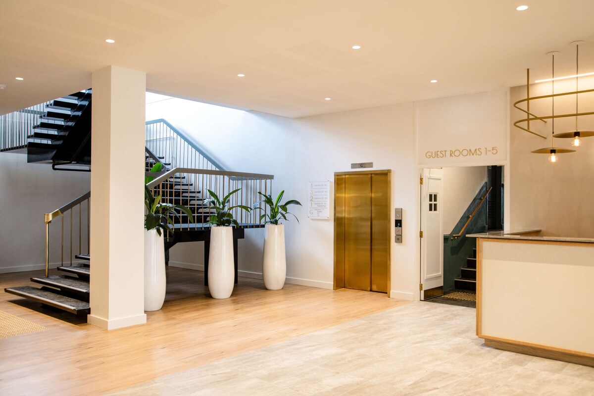 Hotel Alba Adelaide