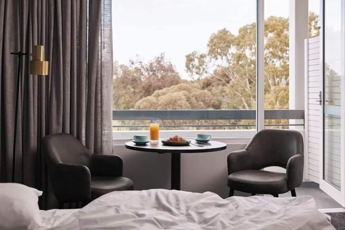 1 bedroom, minibar, in-room safe, desk