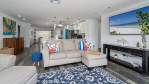 Interior - 3191 Shell Mound - Wine Down by Coastal Vacation Properties (Fort Myers Beach)