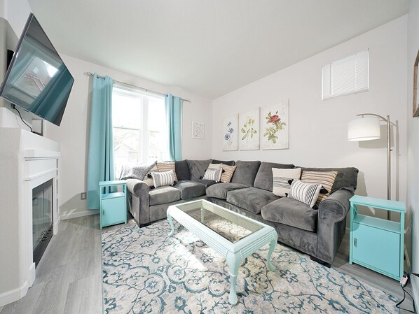 Televisión, chimenea, Netflix y servicios de streaming 