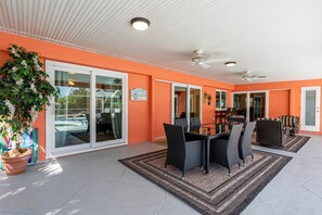 Terrace/patio - 5147 Estero Blvd Gone Coastal by Coastal Vacation Properties (Fort Myers Beach)