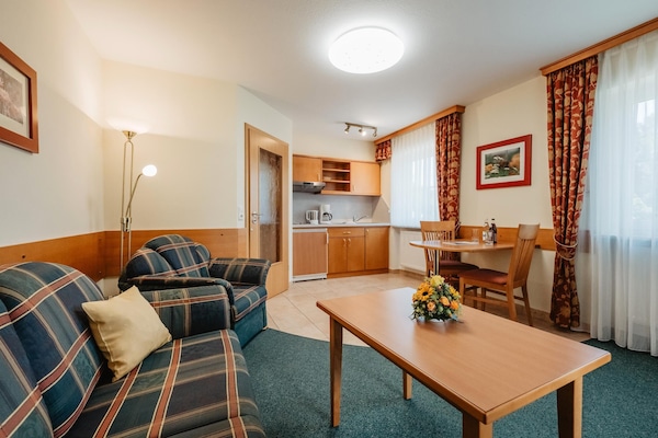 Zwei-Raum-Appartement mit Balkon (1)-2-Raum-App.