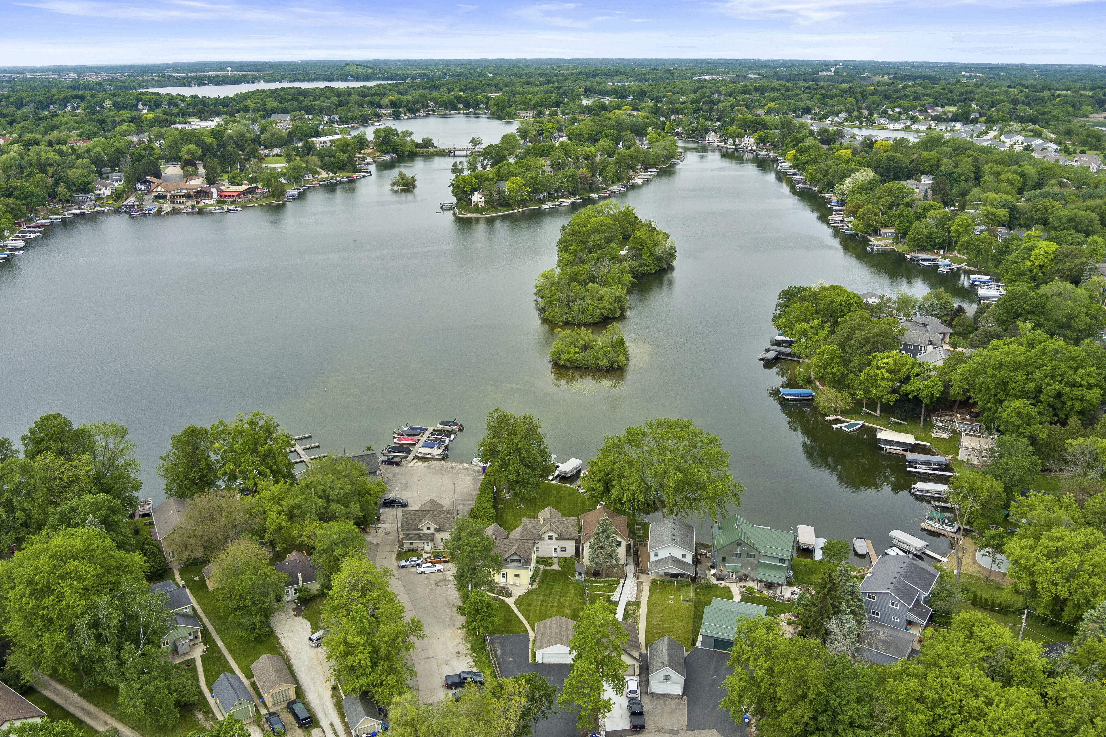 Scenic 4 bedroom WI Lake Home - Newly Renovated!