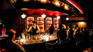 Bar (en la propiedad)