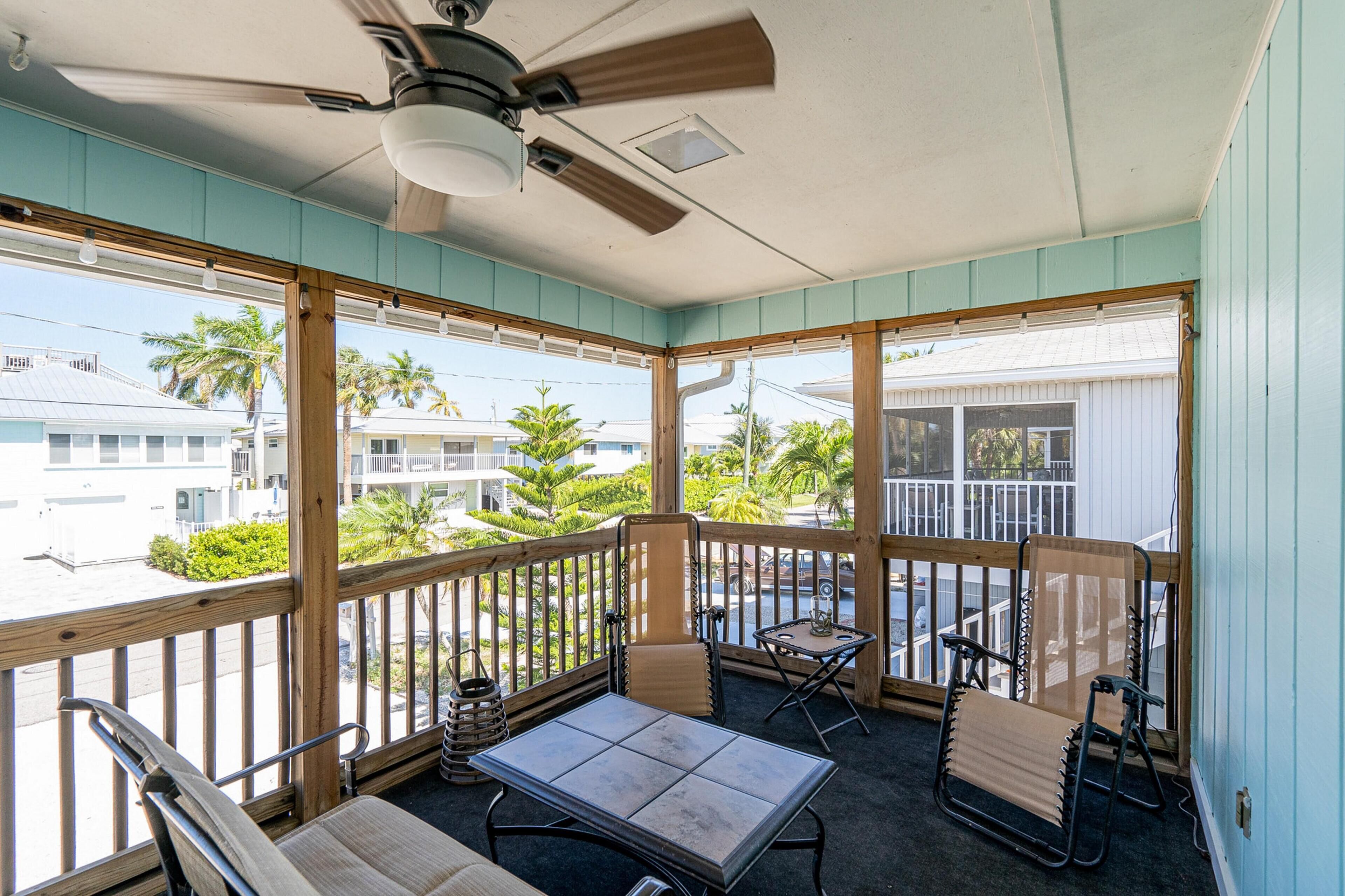House, 2 Bedrooms | Balcony