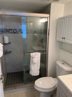 Condo, 2 Bedrooms | Bathroom | Towels - Estero Cove # 523 - 6895 Estero Blvd by Coastal Vacation Properties (Fort Myers Beach)