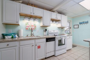 House, 1 Bedroom | Private kitchen - 258 Ostego Lazy Lobster Lower by Coastal Vacation Properties (Fort Myers Beach)