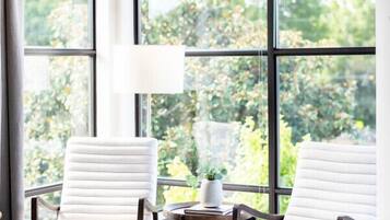 2 chambres, bureau, fer et planche à repasser, Wi-Fi gratuit