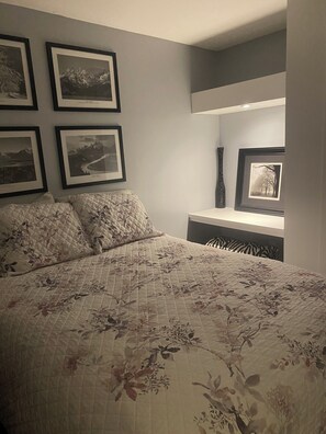 1 bedroom, iron/ironing board, travel cot, free WiFi