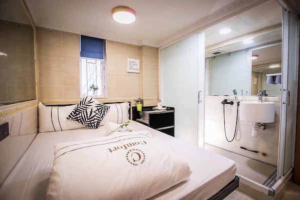 Room | Free WiFi - SLEEPLICITY (Kowloon)