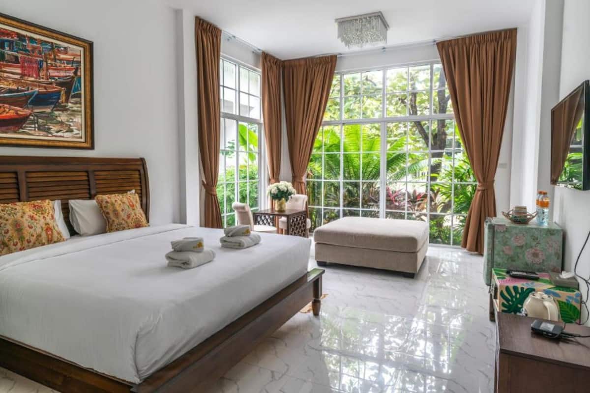 Üç Kişilik Oda | Ücretsiz kablosuz İnternet