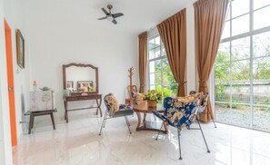 Triple Room | Free WiFi - Utapao Resort (Ban Chang)