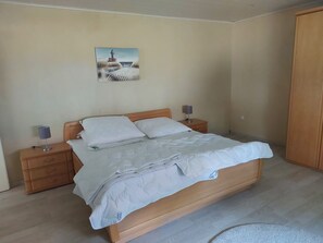 1 chambre, accès au Wi-Fi (inclus), literie fournie