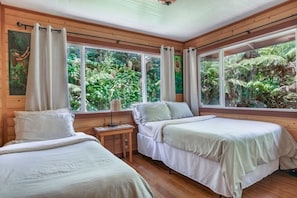 3 Schlafzimmer, Bügeleisen/Bügelbrett, Reisekinderbett, kostenloses WLAN