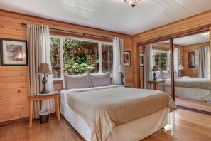 3 Schlafzimmer, Bügeleisen/Bügelbrett, Reisekinderbett, kostenloses WLAN