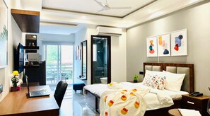 Superior-Studio, 1 King-Bett | Daunenbettdecken, Pillowtop-Betten, Zimmersafe, individuell eingerichtet