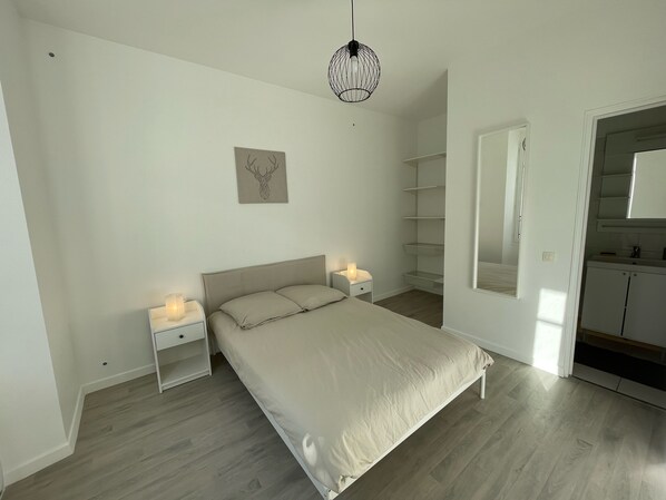 1 bedroom, soundproofing, WiFi