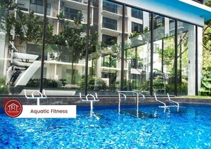 Exercise/lap pool