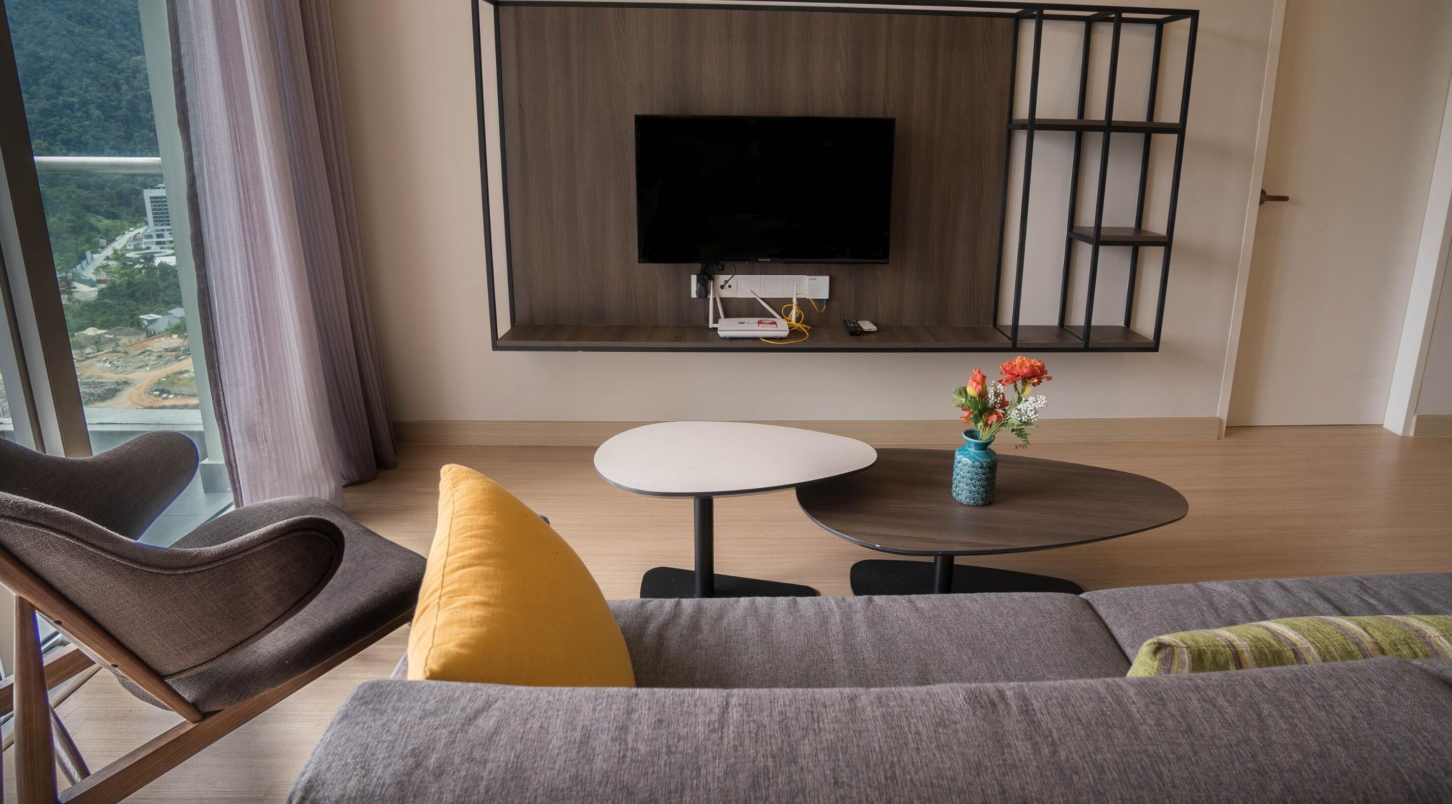 3-Bedroom Executive Suite with Balcony & Genting View | Television