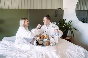 Roupas de cama antialérgicas, escrivaninha