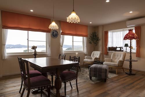 201 Sachi, Non Smoking | Living area | Flat-screen TV