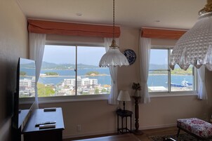 201 Sachi, Non Smoking | Living area