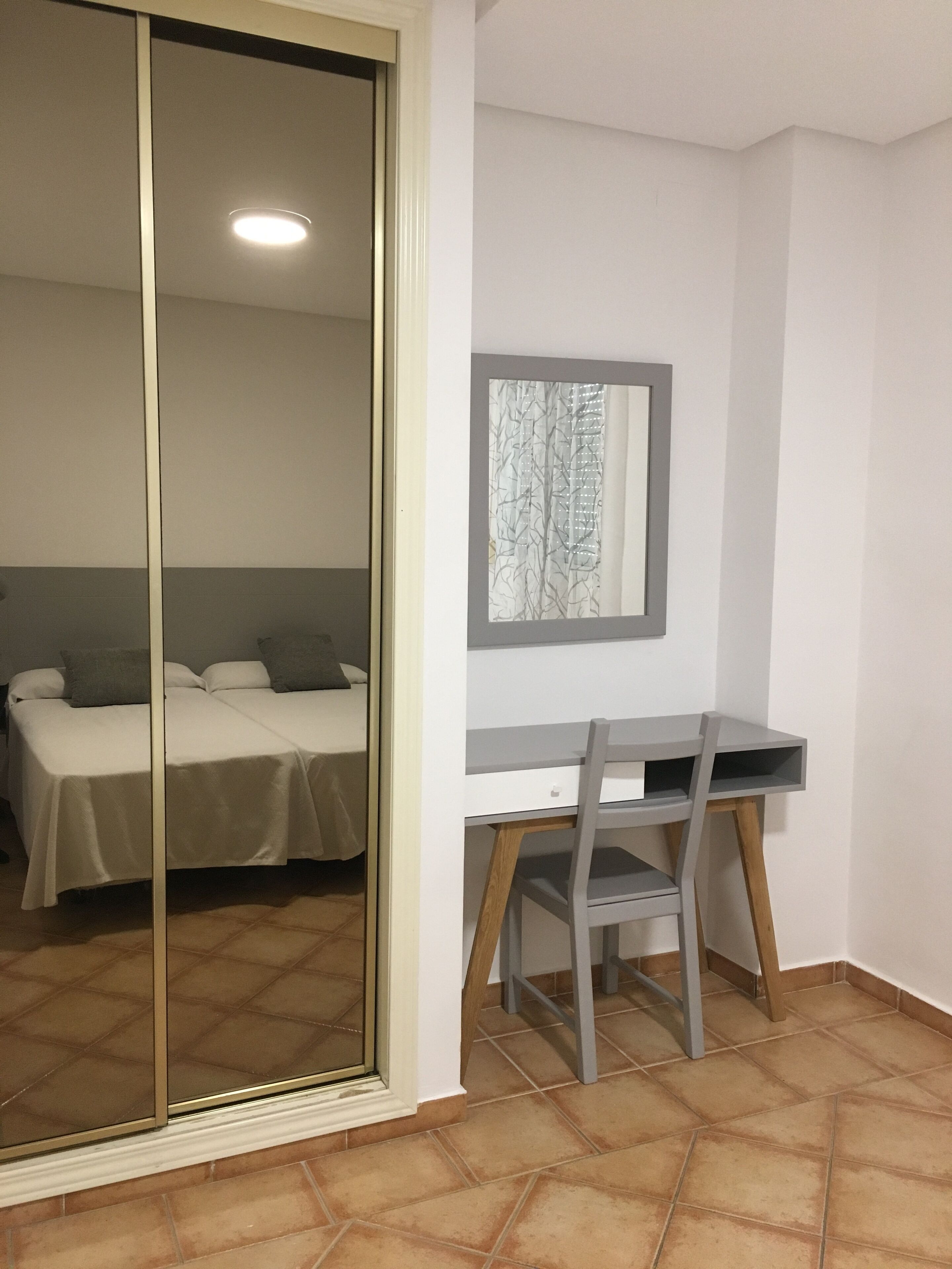 1 bedroom, desk, iron/ironing board, free WiFi