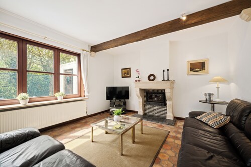 Bretoenselaan 5 - spacious 3-bedroom villa with garden 150m from the sea