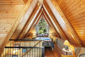 2 bedrooms, WiFi - Charming A Frame Cabin! Pet Friendly! Cozy 2 Bedroom! HOT TUB! Foosball Table! Wood Burning Fireplace! ½ Mile to Bear Mountain & Golf Course! (Big Bear Lake CA)