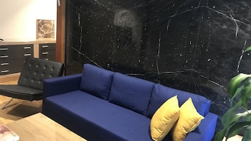 Premium Suite | Living area