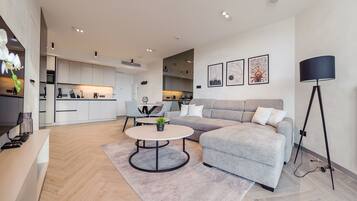 Apartament (A 607) | Living area | Plasma TV
