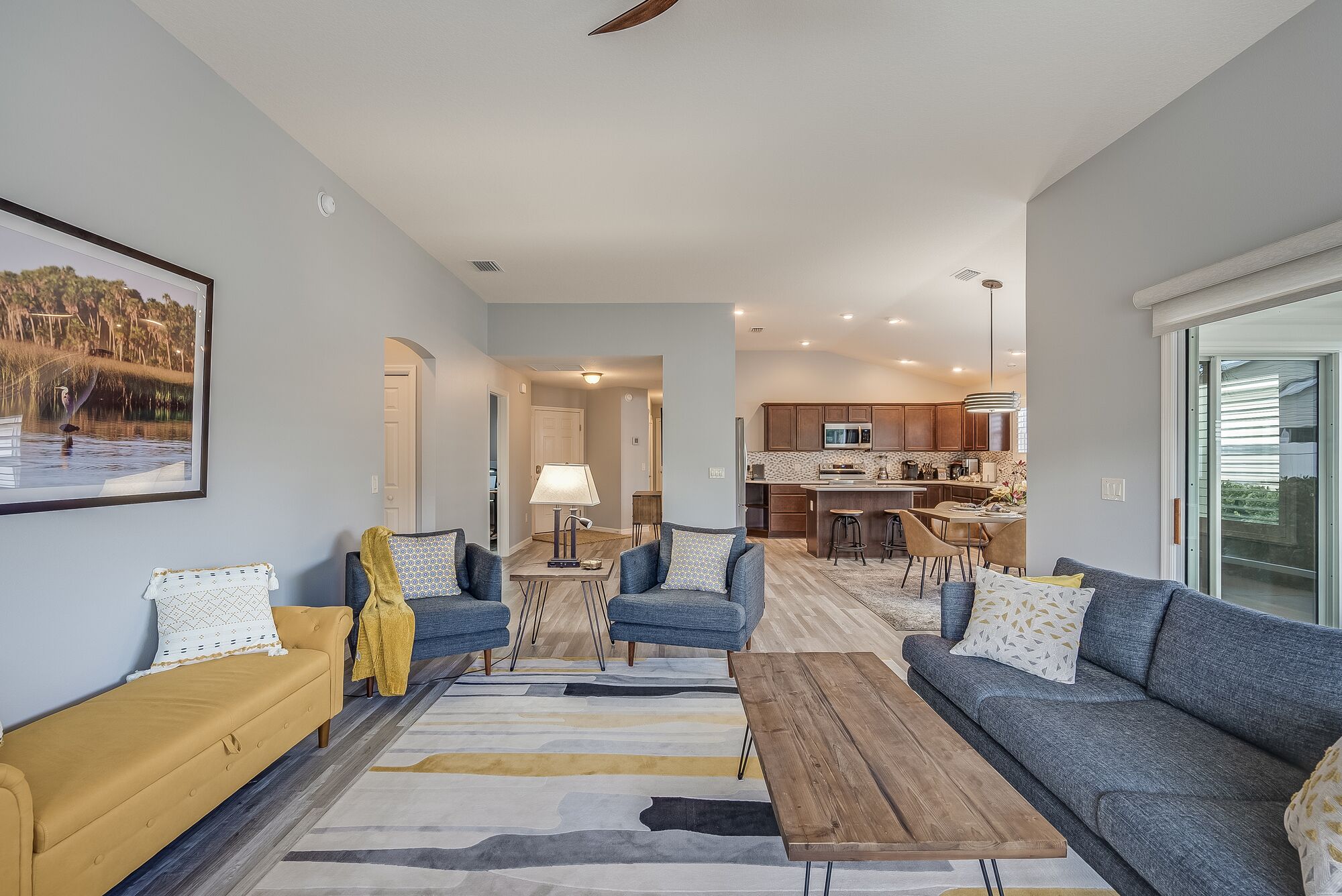 3/2 w/ 4-seat golf car, Resident passes. Near Brownwood 