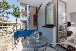 Leilighet, 1 soverom, balkong, ved stranden | Balkong