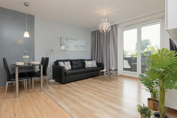 Huoneisto, 1 makuuhuone, parveke | 1 makuuhuone, vuodevaatteet