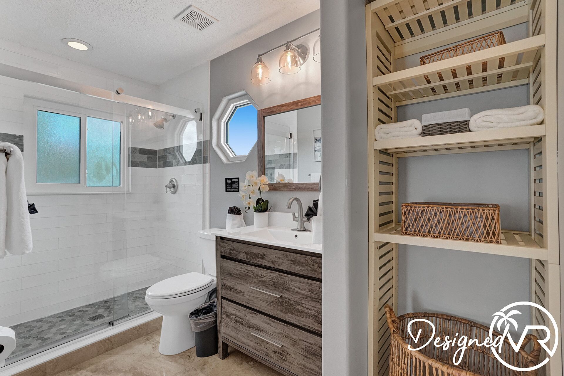 Villa (Multiple Bedrooms) | Bagno | Asciugamani, sapone, shampoo, carta igienica