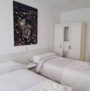 2 bedrooms