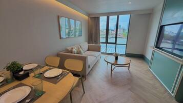 Two Bedroom River View King Suite | Kalis bunyi, Wi-fi percuma, cadar katil