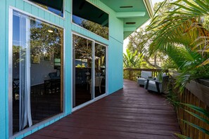 Casa, 3 habitaciones | Balcón
