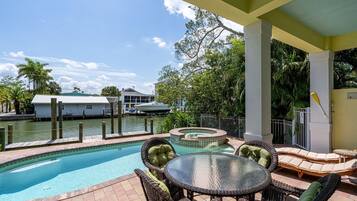 House, 5 Bedrooms | Pool | Outdoor pool