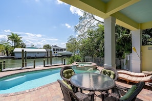 House, 5 Bedrooms | Pool | Outdoor pool